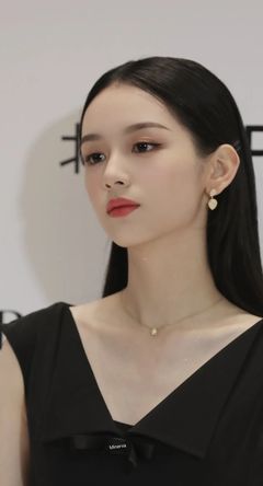 刷拼多多助力_: 高调亮相的事件，背后隐藏着怎样的意义？